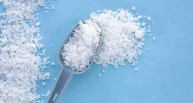 Caustic Soda Flakes 99%: Applications in Textile, Paper & Chemical Industry